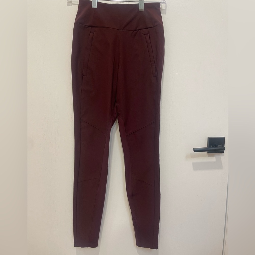Athleta Headlands Highland Trek Tight in Maroon, Size 0 - Picture 4 of 9